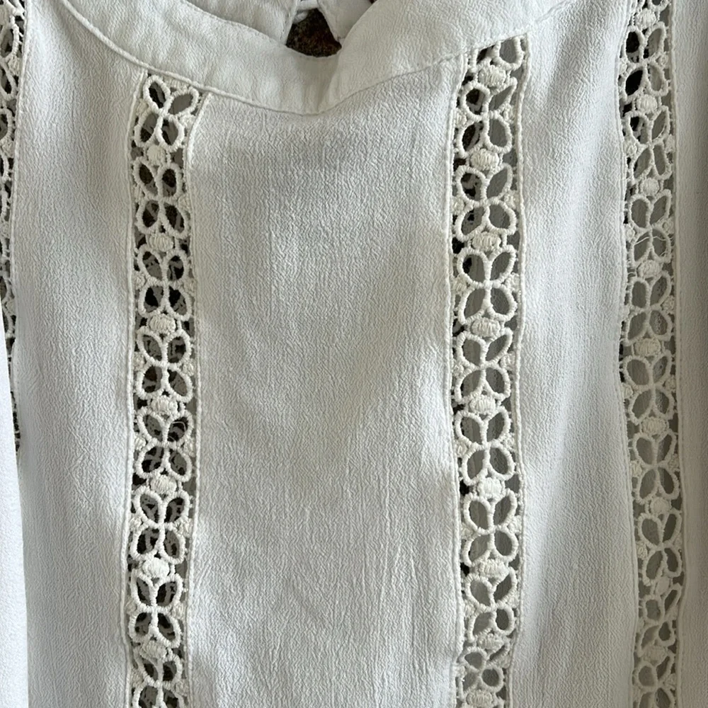 BKEred White Cold Shoulder 3/4 Sleeve Top - Picture 3 of 8